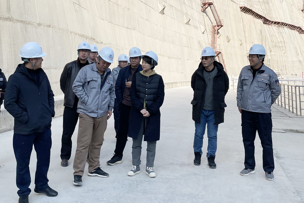 1611142508695780.jpg 46091DF71AA218FE3C80CC6EB40178F9.jpg