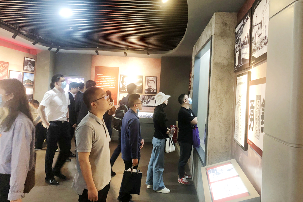 1619795225135636.jpg 4.jpg